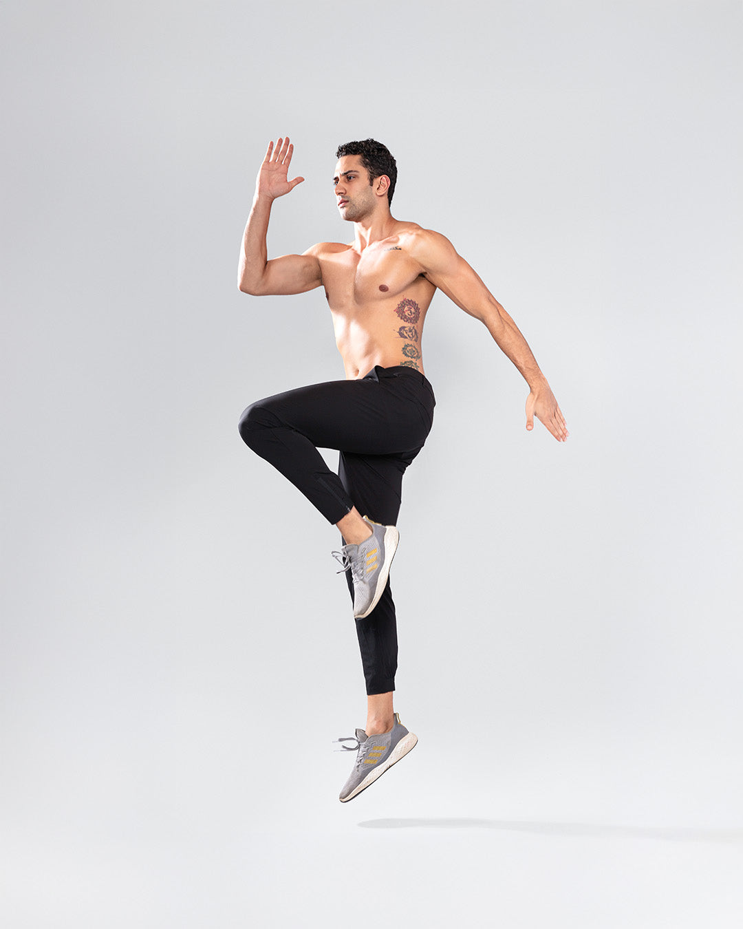 Skullbull Shiftgear Joggers – Men’s Gym-to-Street Nylon-Spandex Pants (Blue/Black)