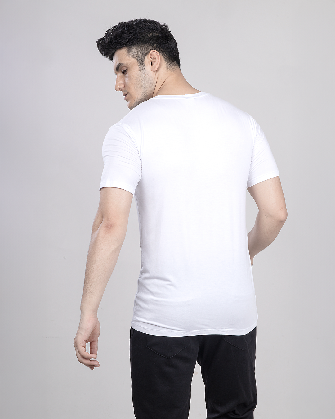 Skullbull BambooCore Tee – Ultra-Soft, Antibacterial, Cooling T-Shirt