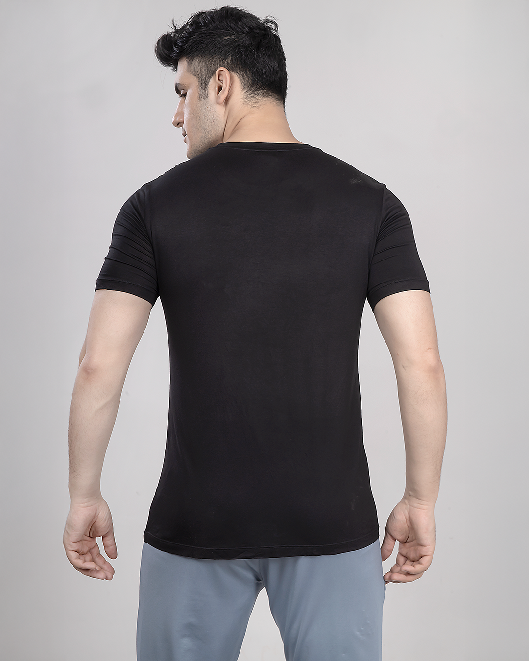 Skullbull BambooCore Tee – Ultra-Soft, Antibacterial, Cooling T-Shirt