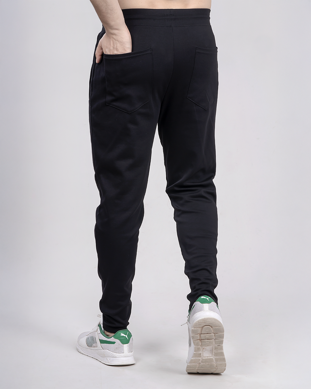 Skullbull EaseFit Joggers – 100% Cotton, Skin-Friendly, All-Day Comfort Men’s Sweatpants (Black/Olive)