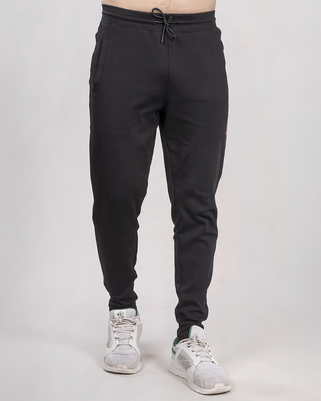 Skullbull EaseFit Joggers – 100% Cotton, Skin-Friendly, All-Day Comfort Men’s Sweatpants (Black/Olive)